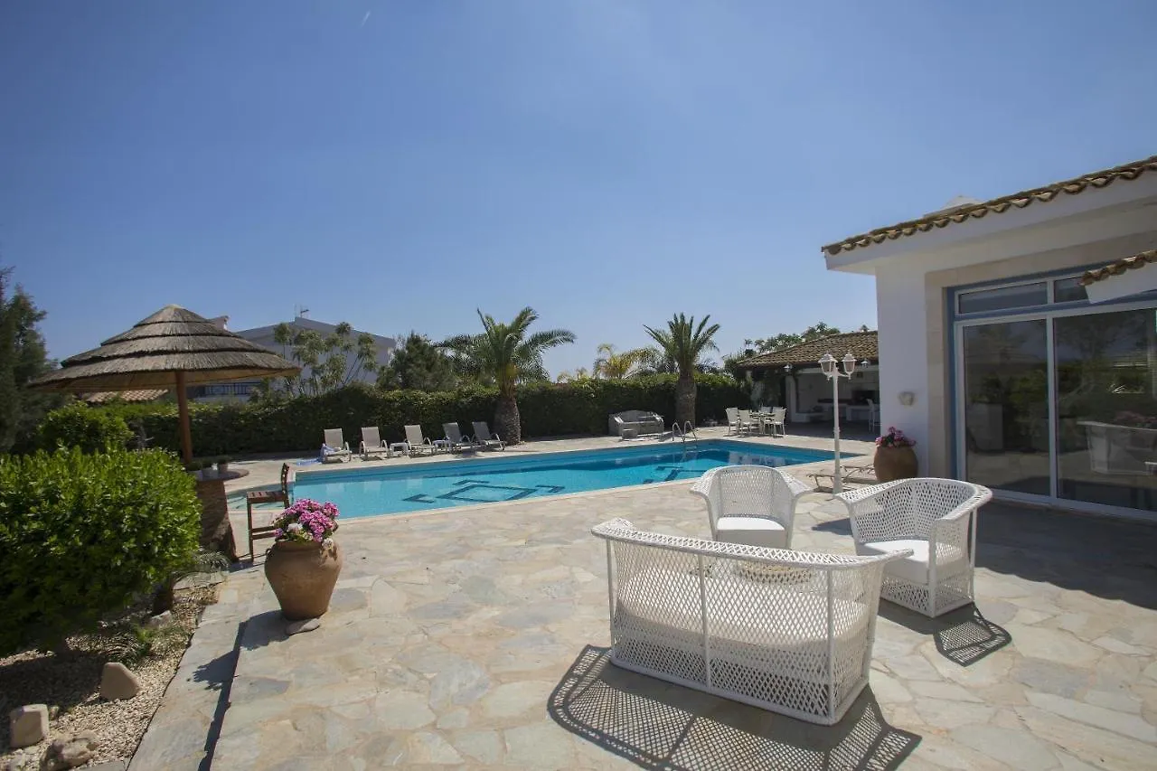 Villa In Ayia Napa With A Pool!